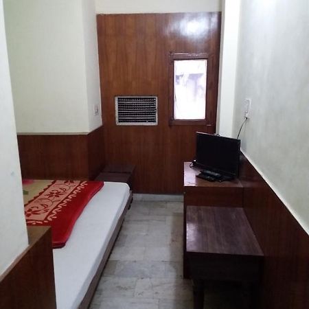 Mahesh Guest House Delhi (National Capital Territory of India) Ngoại thất bức ảnh